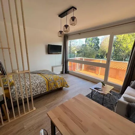 - La Parenthèse Valognaise * Valognes