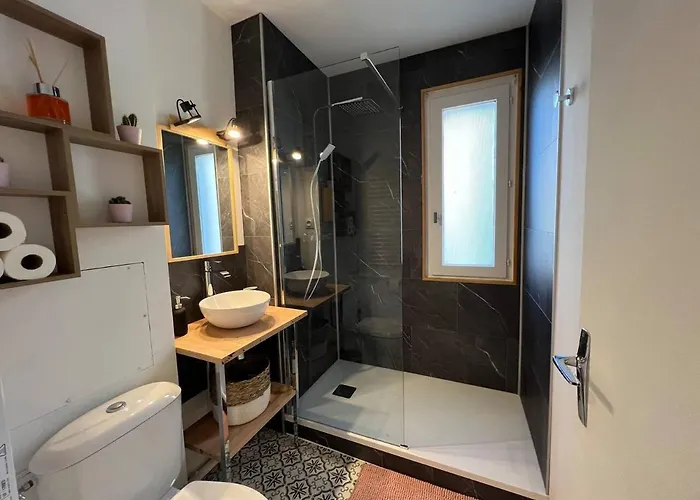 - La Parenthese Valognaise Apartment *